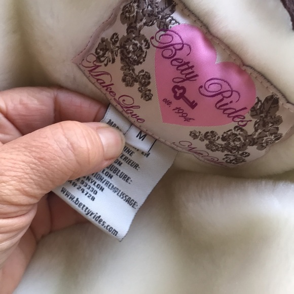 Women’s snowboarding jacket Betty Rides NEW Lace jacquard collection siz… - Picture 15 of 16